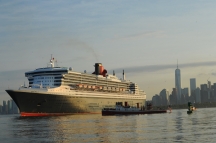 Queen Mary Departing New York