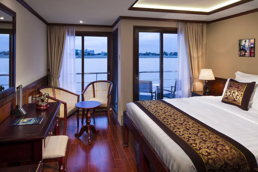 AmaDara-stateroom-Cat A. Staterooms