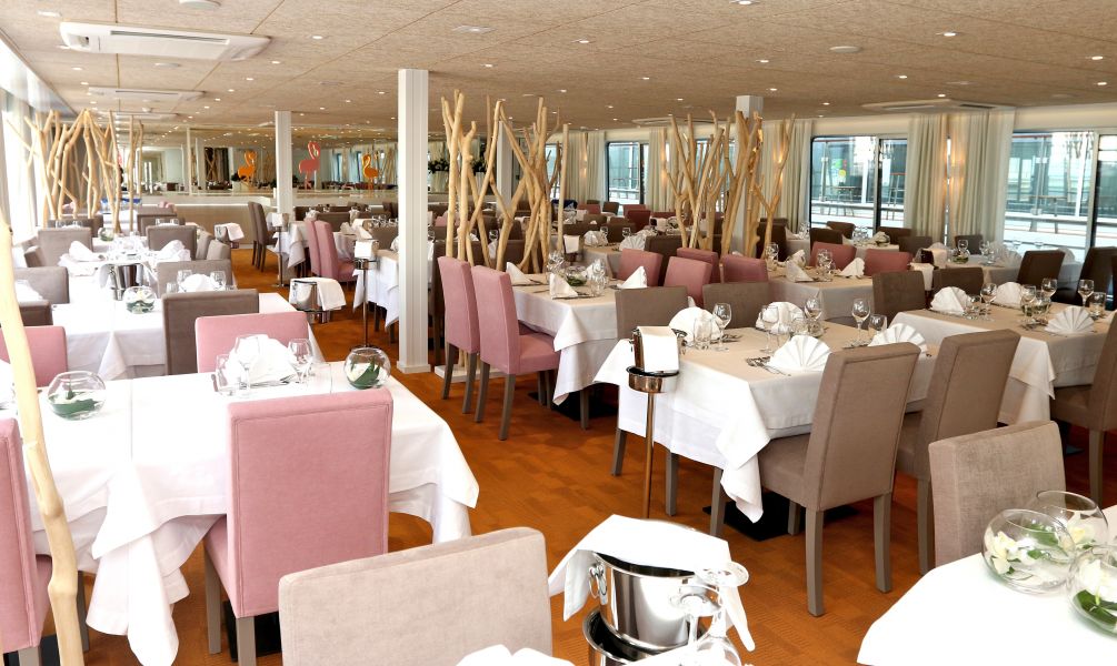 MS Camargue-dining-