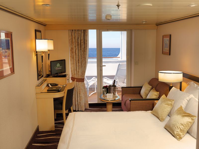 Queen Mary 2-stateroom-Deluxe and Premium Balcony 