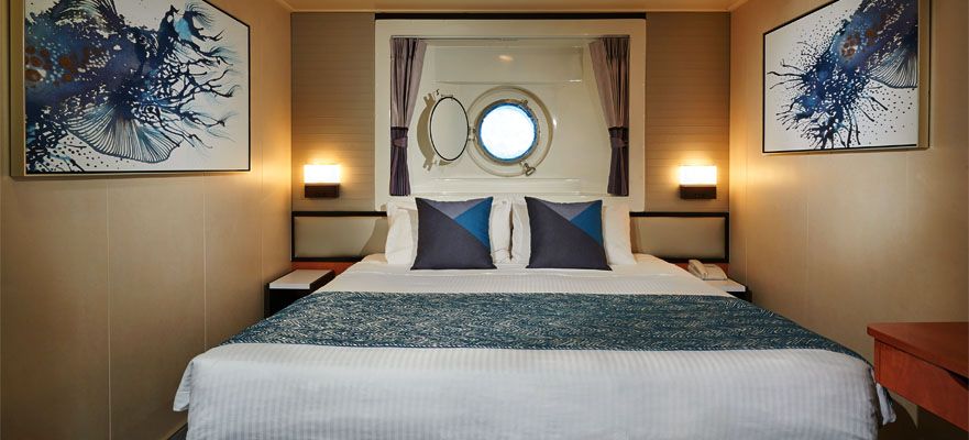 Norwegian Jade-stateroom-Oceanview Porthole Window