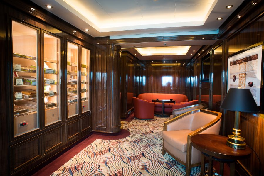 Emerald Princess-entertainment-Speakeasy Cigar Lounge
