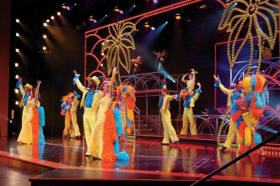 Jewel of the Seas-entertaiment-Coral Theatre