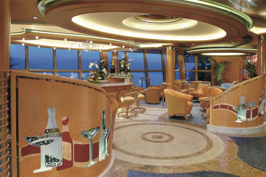 Jewel of the Seas-entertaiment-The Champagne Bar
