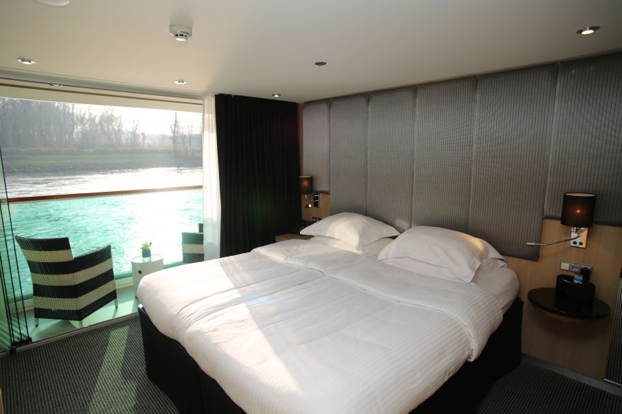 Scenic Crystal-stateroom-