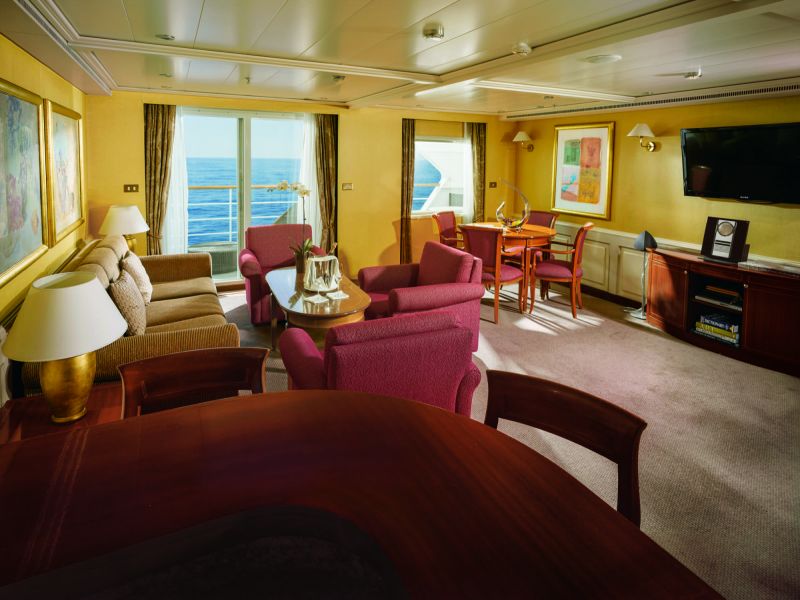 Silver Shadow-stateroom-